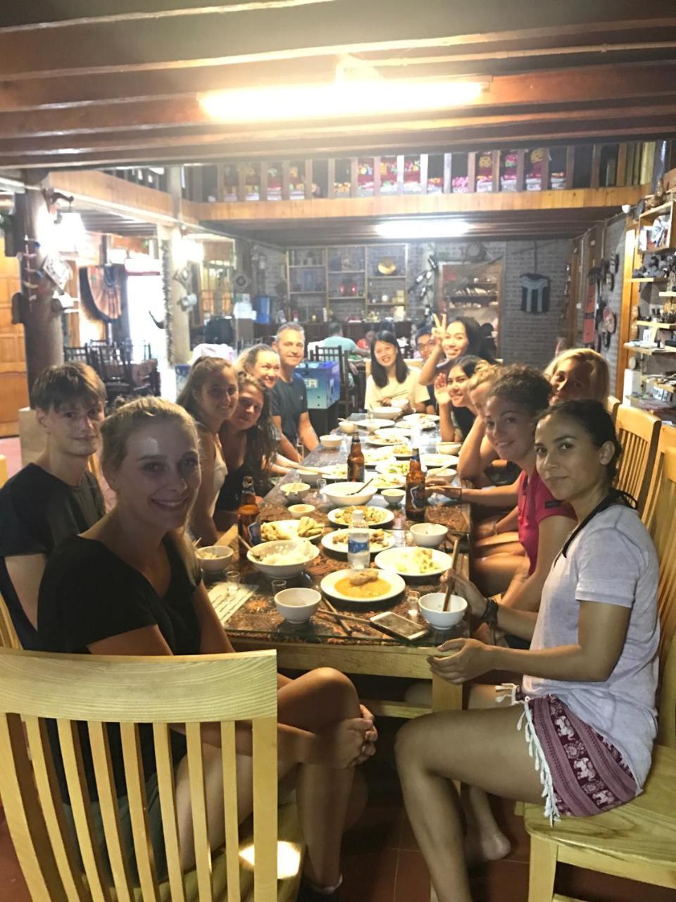 Ta Van Family Homestay Sapa Exteriör bild